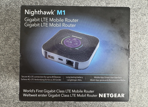 Routeur NETGEAR Nighthawk M1 MR1100, noir/gris argenté neuf + emballage d'origine