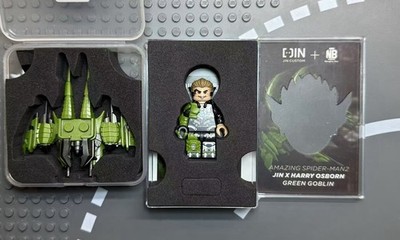 Jin Custom Minifigure Green Goblin (including skateboards)