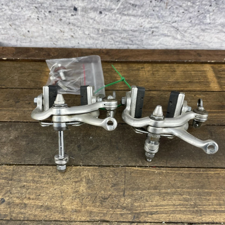 Juego de frenos de bicicleta de carretera Suntour Superbe 4700 de colección pinzas par pastillas 330 g Foto 2 de 4