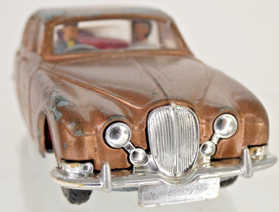 Triang Jaguar S Type Spot On 276 Gold Original Collectible