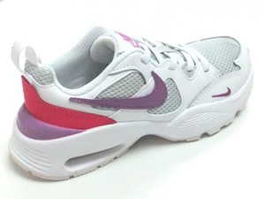 nike trainers 2.5
