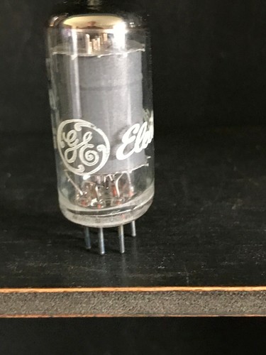 GE 6BE6 vacuum tube with high merit - Picture 2 of 5