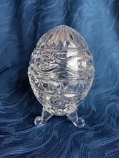Fifth Avenue Alexandria Crystal Egg Covered Dish VTG
