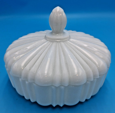 Vtg Anchor Hocking White Milk Glass Candy Dish w/Lid Cafe Pattern 6 1/2''w 5''t