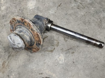 Massey Ferguson 135 Left Steering Spindle And Wheel Hub