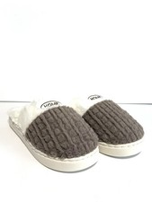 Women  s Gray White Faux Fur Plush Clog House Slippers Size 7.5-8 New
