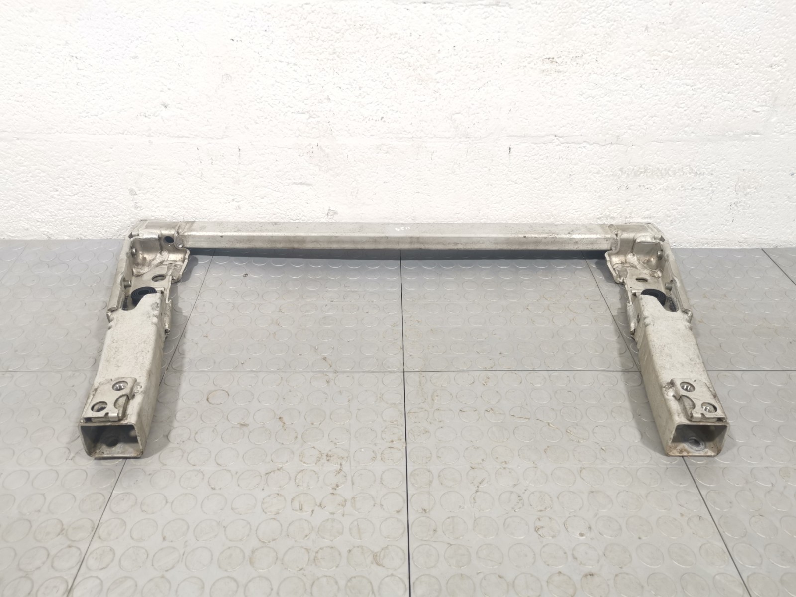 Maserati Ghibli S AWD 3.0L 2014 Third Load Path Cross Member 670009989 OEM