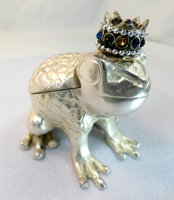 Frog Toad Trinket Treasure Box Metal Hinged Silver Tone with Crown Trinket