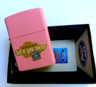 Original Zippo Ford Let''s  get Dirty  Benzinfeuerzeug    NEU