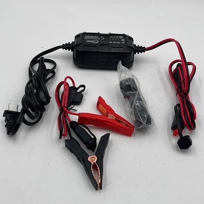 NOCO GENIUS5: 5A 6V/12V Smart Battery Charger - NOT WORKING - AS IS