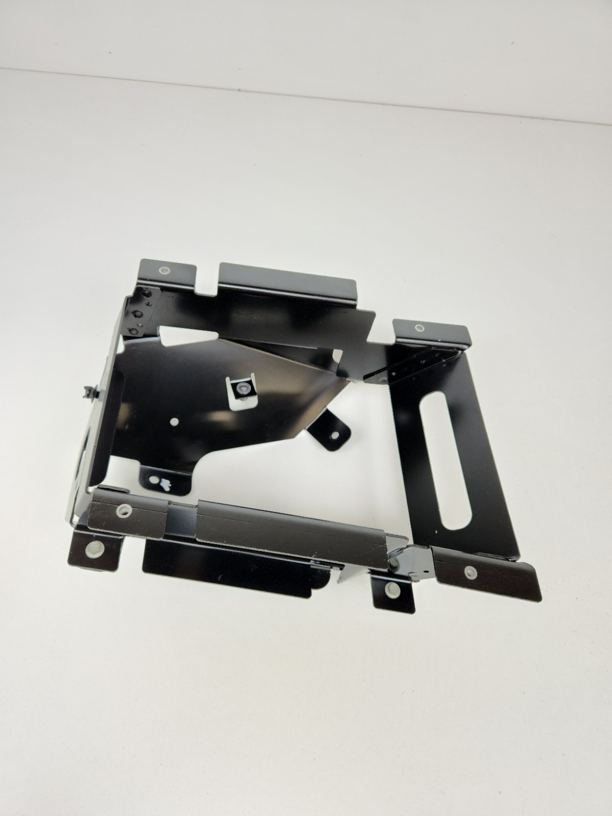 2015-2017 MCLAREN 675LT RIGHT PASSENGER SIDE FLOOR BRACKET MOUNT SUPPORT OEM 
