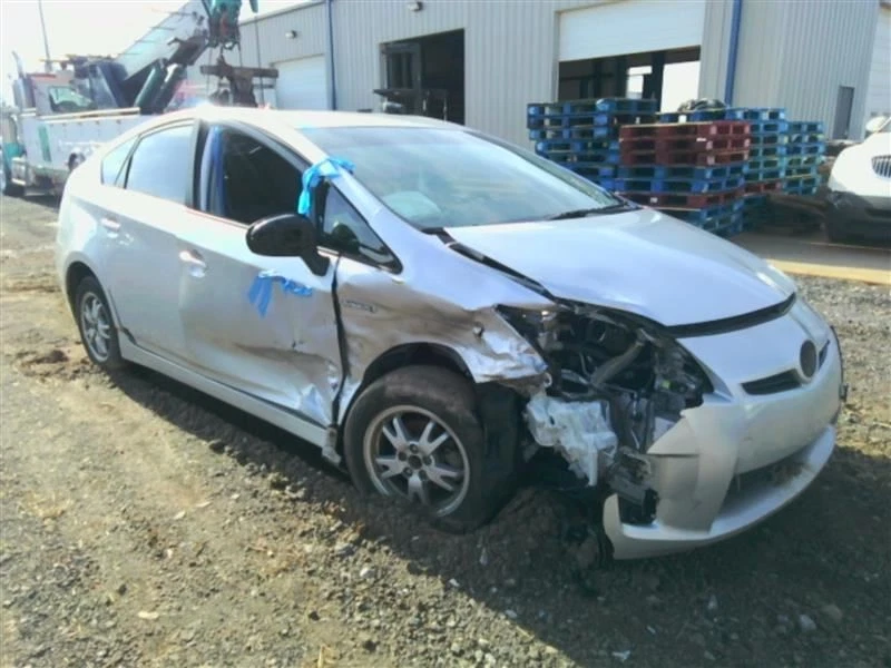 Luz de estacionamiento/esquina de pasajero hatchback antiniebla para Toyota Prius 06-19 OEM Foto 4 de 4