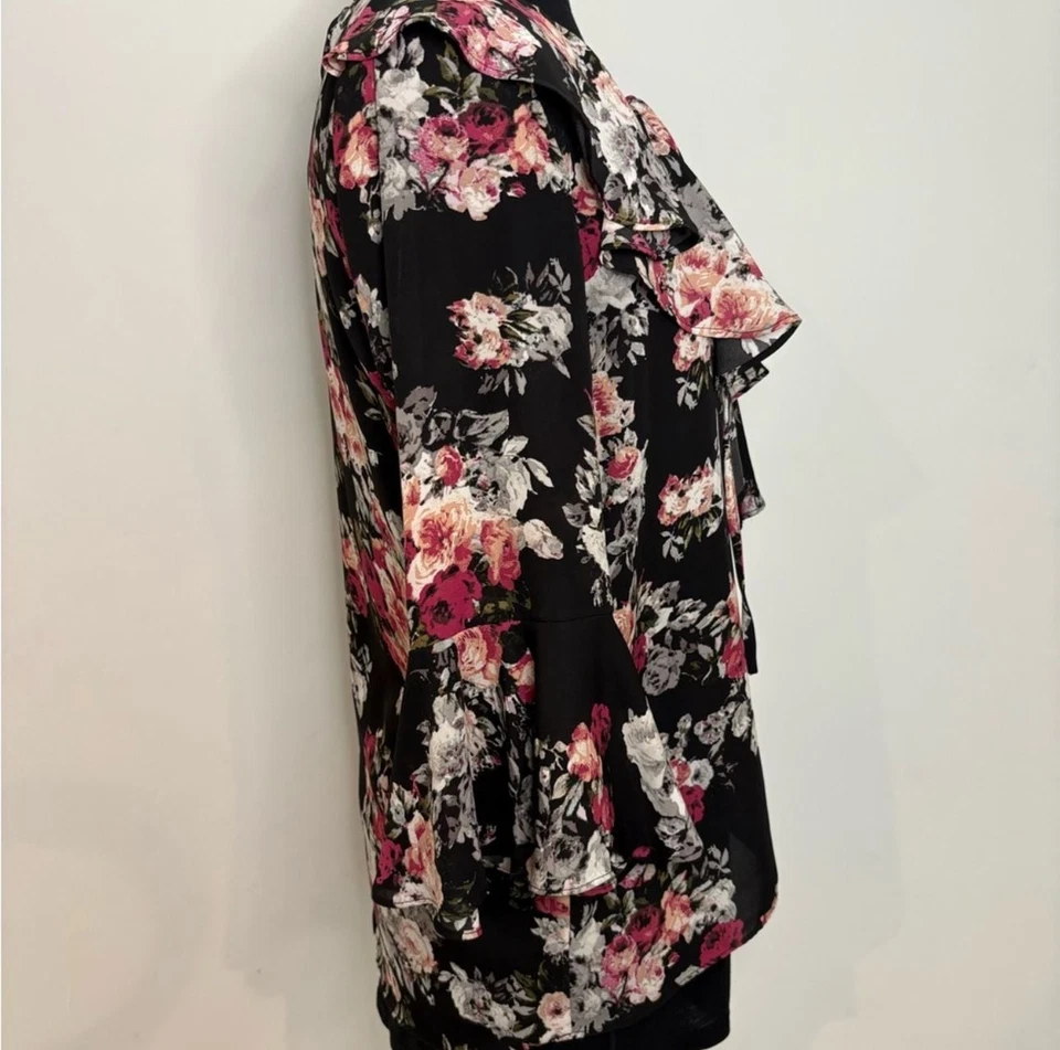 Blusa manga campana floral My Michelle talla mediana Foto 4 de 4