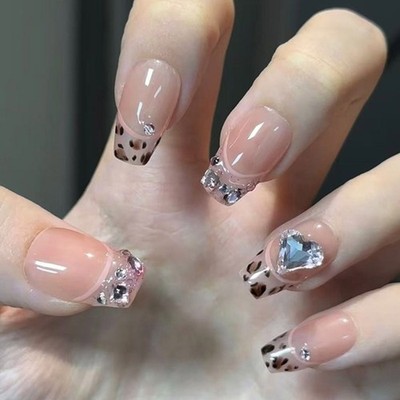 Stylish Leopard Pattern Press on Nail Glossy Acrylic False Nail For Any Occasion