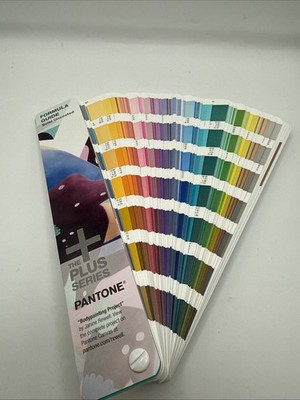 PANTONE The Plus Series Formula Guide Solid Uncoated “Bodypainting
