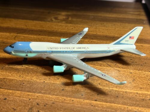 Air Force One 28000 Boeing 747-200B Diecast Metal Plane 5.5" Realtoy™ - Picture 1 of 14