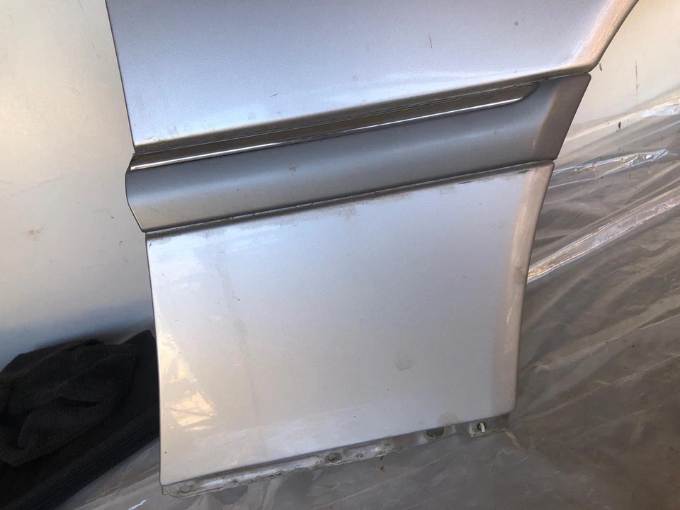 1994 - 2000 MERCEDES BENZ C-CLASS C230 Fender Panel Assembly Passenger Right OEM - Image 3 of 4