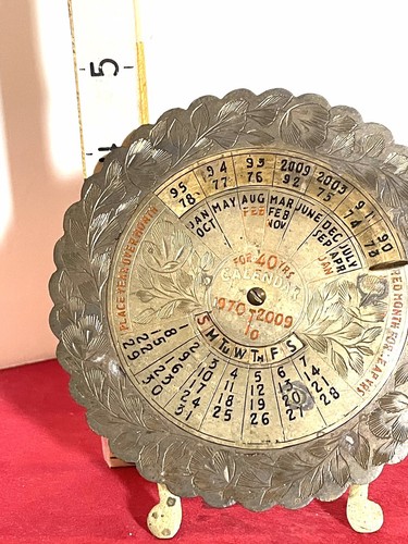 Perpetual 40 Year Calendar 1970-2009 Brass Easel Stand Collectible Vintage 5" - Picture 4 of 7