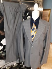 VTG 60s 70s Men's Polyester Flare Striped Gray Suit Wide lapel 40 Long 37.5W L28