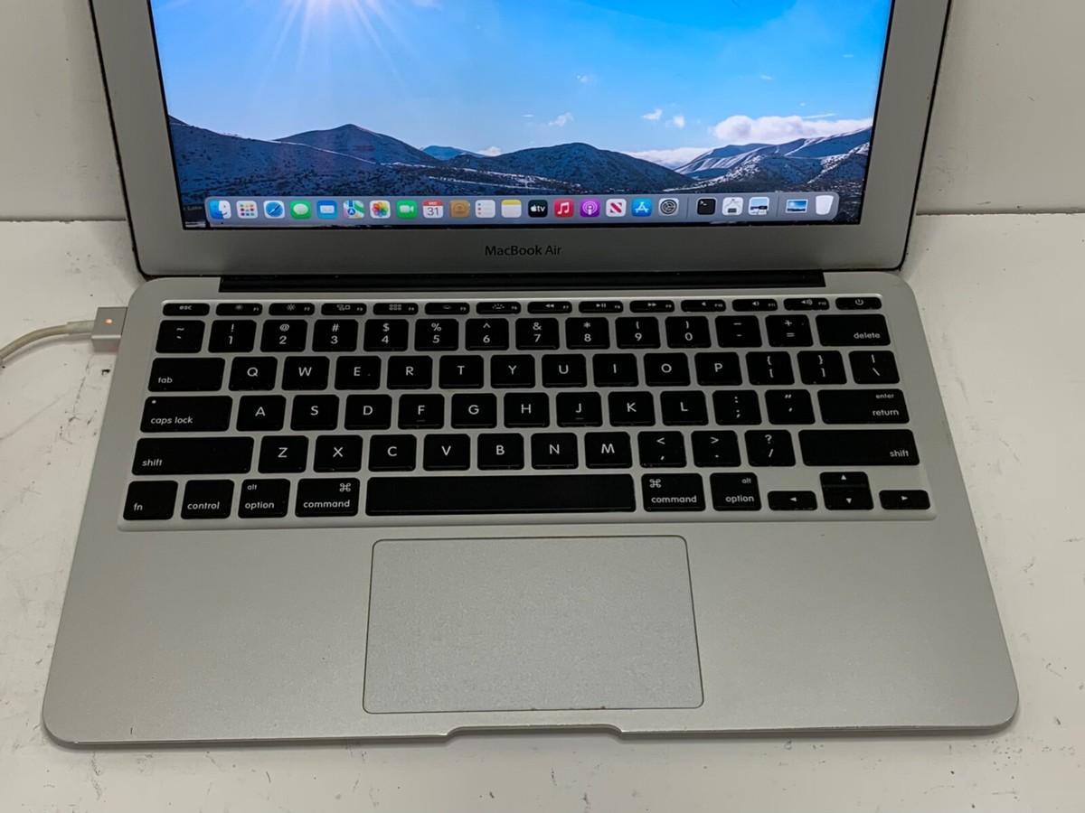 MacBook Air 2015 /4GB/128GB/シルバー/11インチ MacBook Air (11-inch, Early 2015) - Technical Specifications