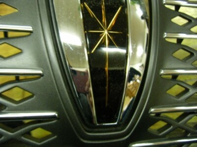 ycf110　2口 Toyota JZX110 Mark II Zenki Genuine OEM Front Grill 53101