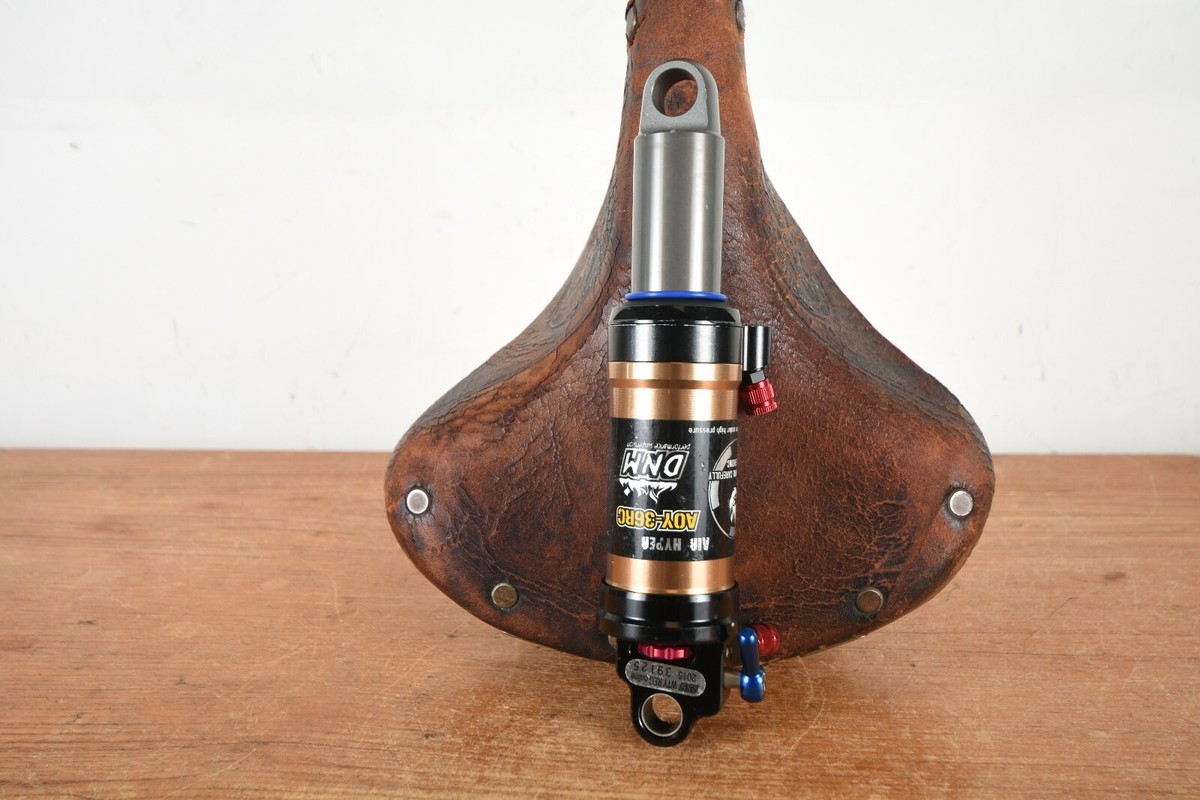 DNM Mountain Bike Air Rear Shock With Lockout 9