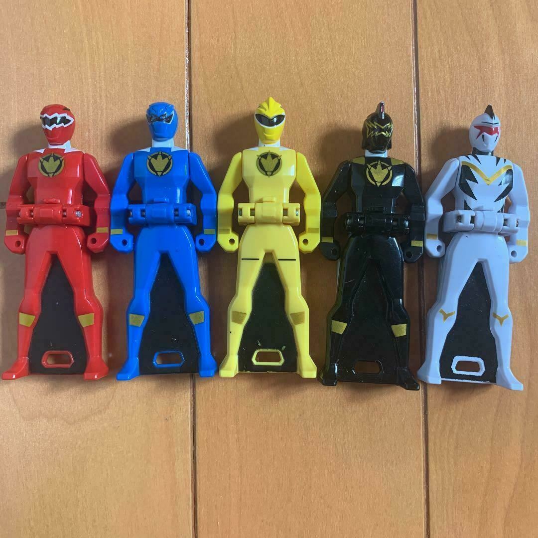 Power Rangers Super Megaforce Gokaiger DX Dino Thunder Ranger Key