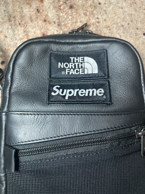 Supreme The North Face® Leather Shoulder Supreme The North Face Leather Shoulder Bag Black - FW18 - US