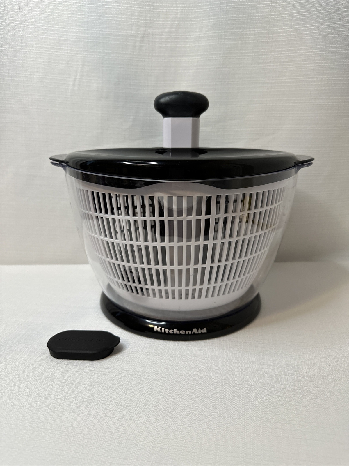 KitchenAid Salad Fruit Spinner Mixer Bowl With 3 Dividers And Lid Black