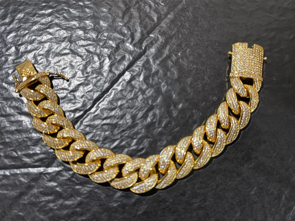 FULL CZ CLASP GOLD CUBAN BRACELET 15MM THICK - Image 2 of 2