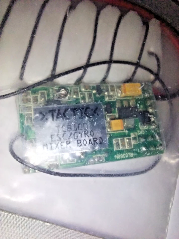 Tactic RC TACM9100 TCB100 E-Board RX / ESC / GYRO for Heli-Max Axe EZ Heli - Image 2 of 3