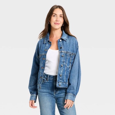 Women Relaxed Trucker Denim Jacket - Universal Thread