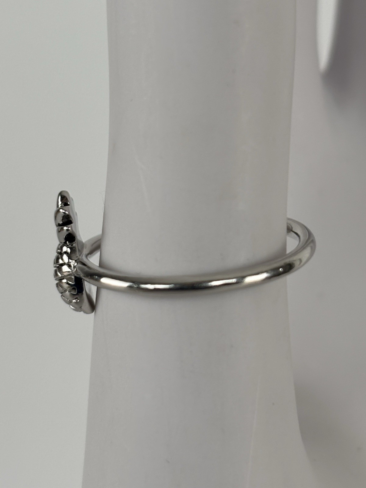 Sterling Silver Pineapple Ring Size 8 - image 2