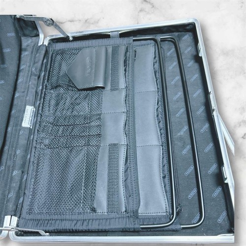Rimowa Topas Silver Pilot Case - Picture 14 of 20