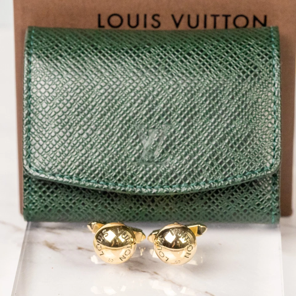 Gemelos LOUIS VUITTON Bouton de Manchette Crew M30984 con estuche tono dorado auténticos[S] Foto 3 de 4