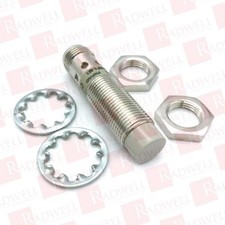 OMRON E2EL-X4MF1-M1 / E2ELX4MF1M1 (NEW IN BOX)