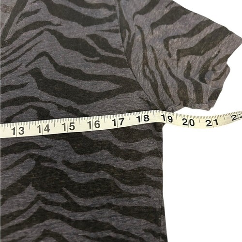 RAILS Cara Tiger Stripe V-Neck Linen-Blend Tee Charcoal/Gray Black Women Med - Picture 8 of 9
