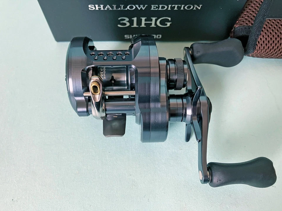 Shimano 24 CALCUTTA CONQUEST SHALLOW EDITION 31HG Left Baitcasting New in Box - Image 4 of 4