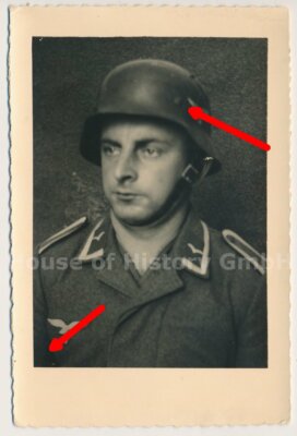 121335, Portraitfoto Luftwaffe, Unteroffizier mit Stahlhelm M-35, Fliegerbluse