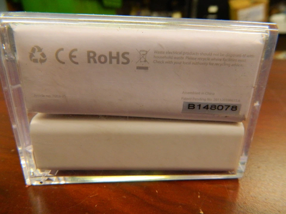 Zoom Volkswagen 2800 mAh external power bank for digital products 2.1A output - Image 4 of 4