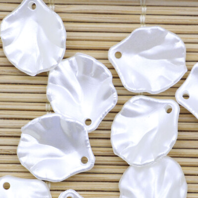 50PCS 15mmX17mm White Resin  Flower Loose Beads Jewelry Making DIY Wholesale