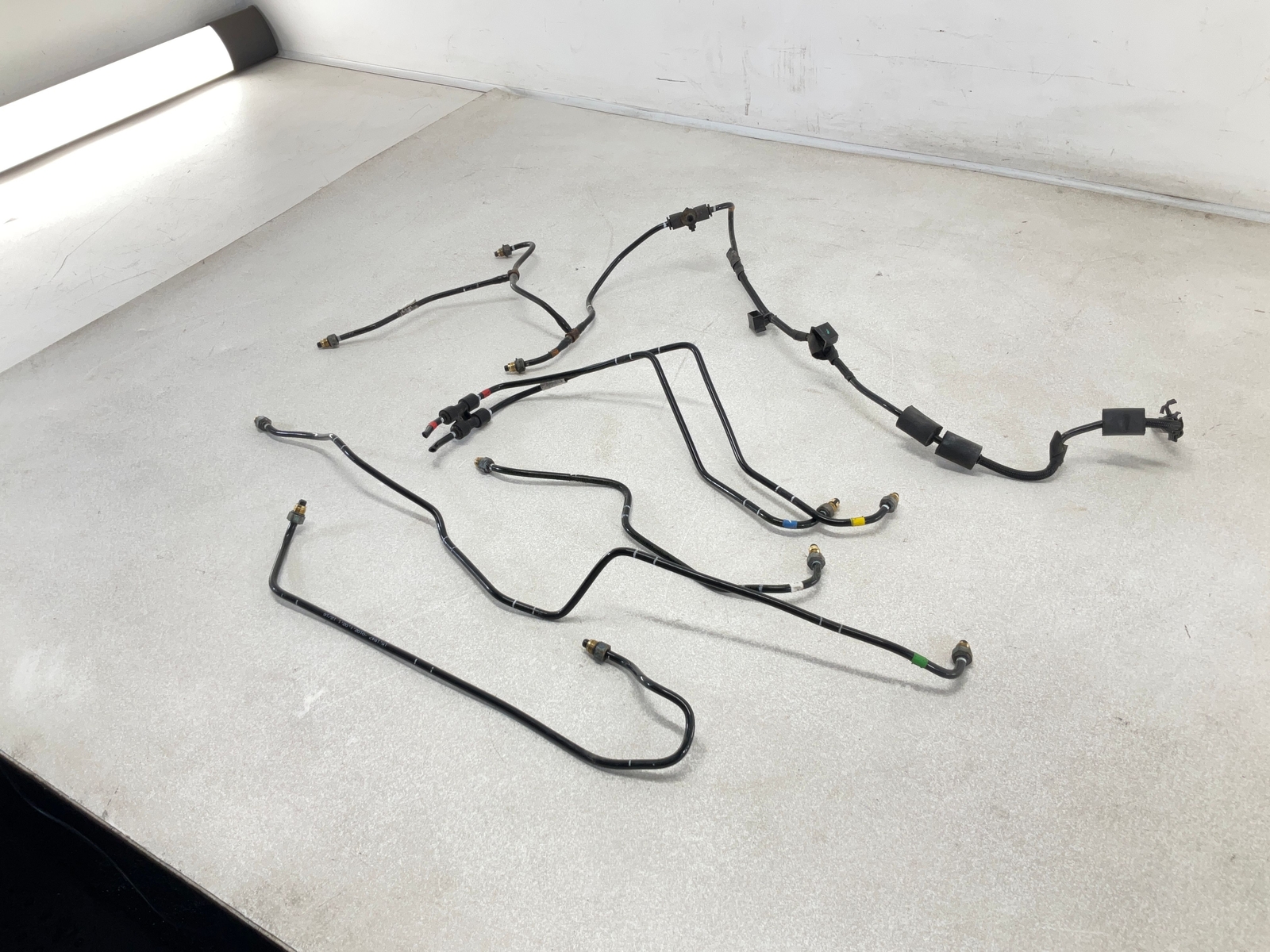 17-20 MASERATI Levante Air Suspension Lines Hoses Tube CM