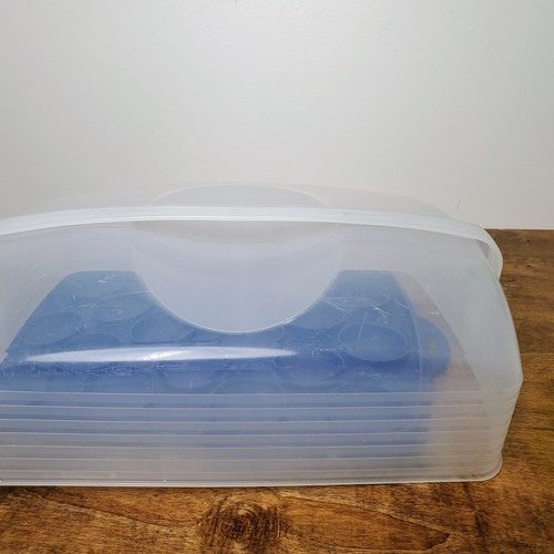 Tupperware Rectangle Bake N Take Cake Cupcake Taker Carrier Blue Clear - Picture 4 of 7