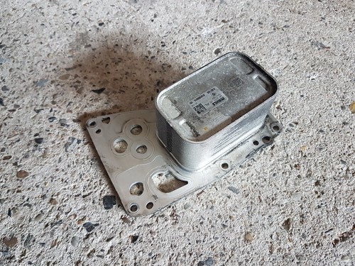 BMW 1er F20 F21 3er F30 F31 F34 N47N Wärmetauscher Ölkühler 8507626