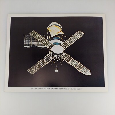 NASA SKYLAB Space Station Cluster Deployed in Orbit 8x10 Color Photo JSCL-111
