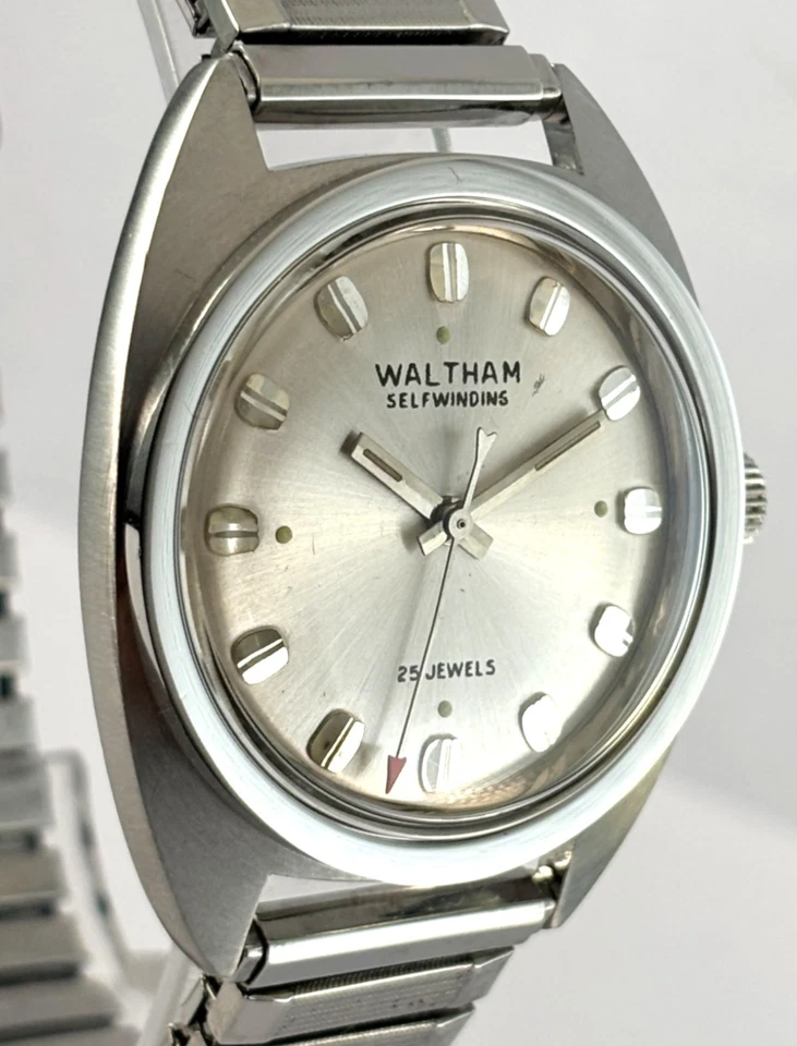 Vintage Waltham Stainless Steel 25J Dexter Morgan Automatic Mens Watch c. 1970 - image 3 of 4