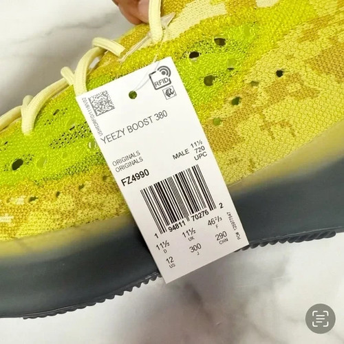 Adidas Yeezy Boost 380 taglia 12 in Hylte Glow NUOVE! - Foto 8 di 9