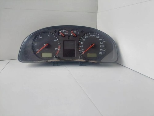 VW PASSAT B5 3B2 Kombiinstrument 3B0920820A 1.89 Diesel 81kw 1999 31449014