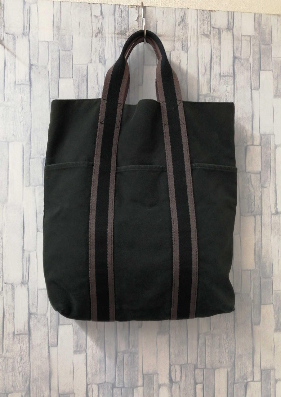 Hermès Foulto Cabas Bag with Corner Scuffs and Fading