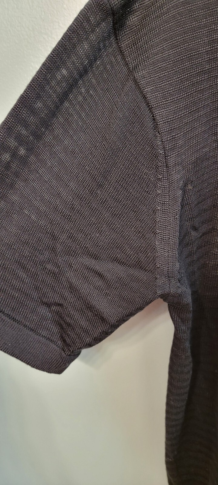 Quick Reflex Mens Textured Solid VNeck Basic Shor… - image 3